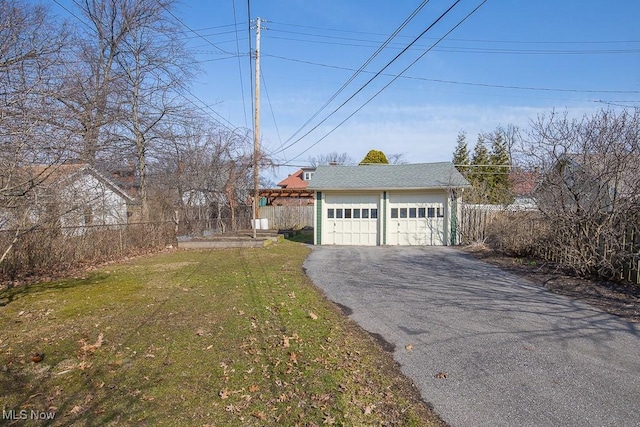 exterior space featuring fence