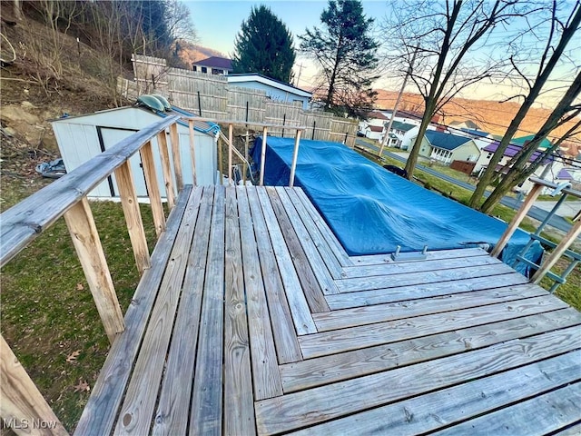 deck featuring fence