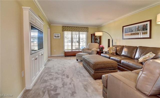 living room featuring crown molding, baseboards, and light carpet