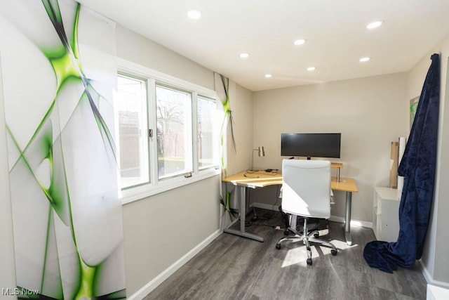 office featuring wood finished floors, recessed lighting, and baseboards