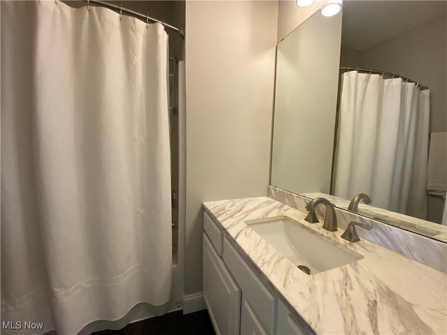 full bath with vanity