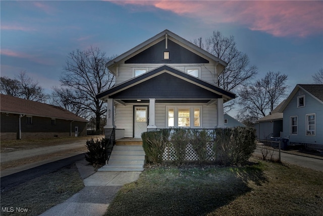 view of front of home featuring a porch