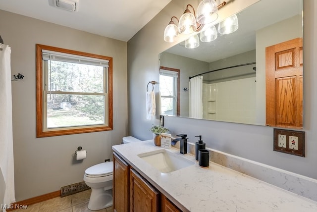 bathroom with a shower with curtain, visible vents, baseboards, tile patterned flooring, and toilet