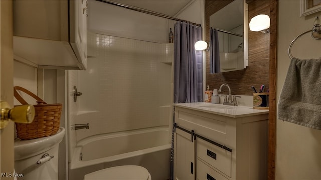 bathroom with toilet, shower / tub combo with curtain, and vanity