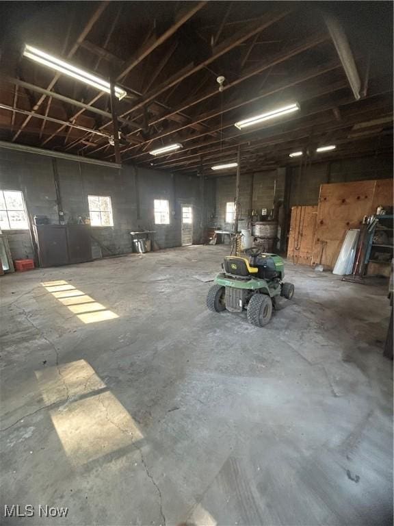 garage with washer / dryer