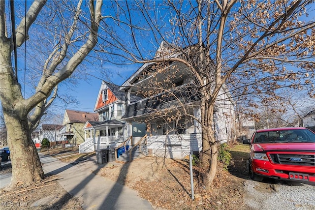 view of front of home featuring covered porch