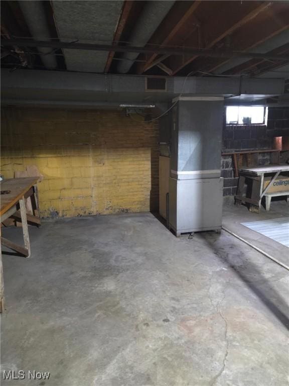 526 Buena Vista Blvd, Steubenville, OH 43952 - photo 32