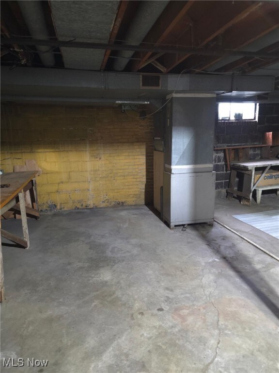 526 Buena Vista Blvd, Steubenville, OH 43952 - photo 22