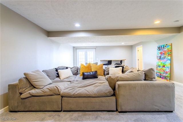 784 Hilliary Ln, Aurora, OH 44202 - living area featuring carpet flooring, baseboards, and recessed lighting