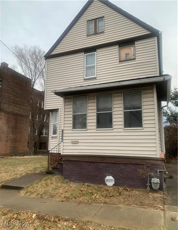1839 E 86th St, Cleveland, OH 44106 - view of home's exterior with entry steps