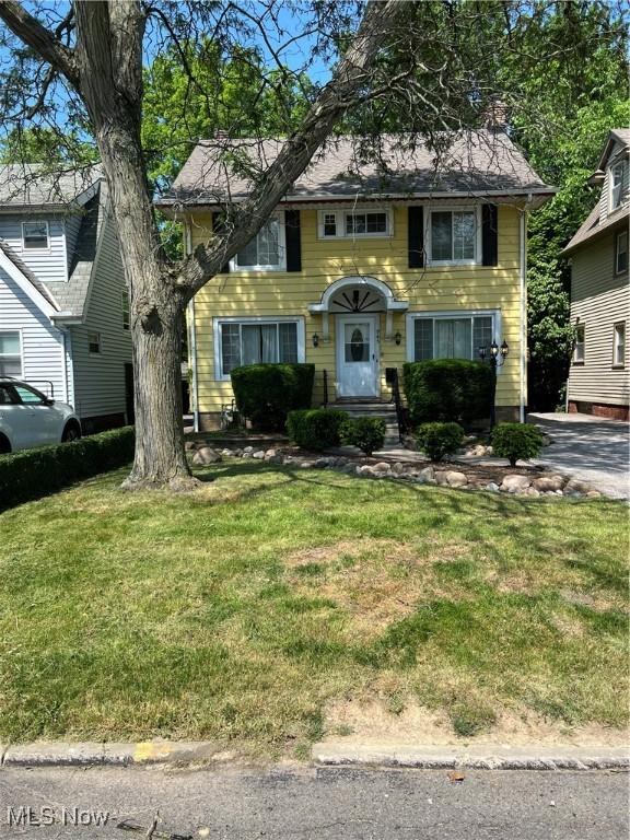 945 Dresden Rd, Cleveland Heights, OH 44112 - photo 1