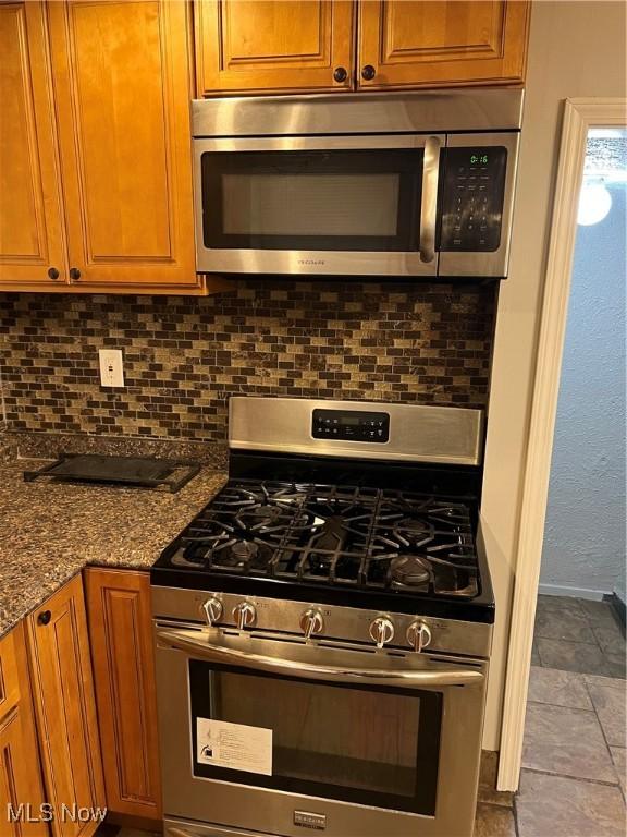 945 Dresden Rd, Cleveland Heights, OH 44112 - photo 2