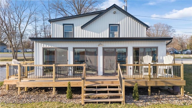 2326 Canfield Rd, Akron, OH 44312 - back of house with a wooden deck