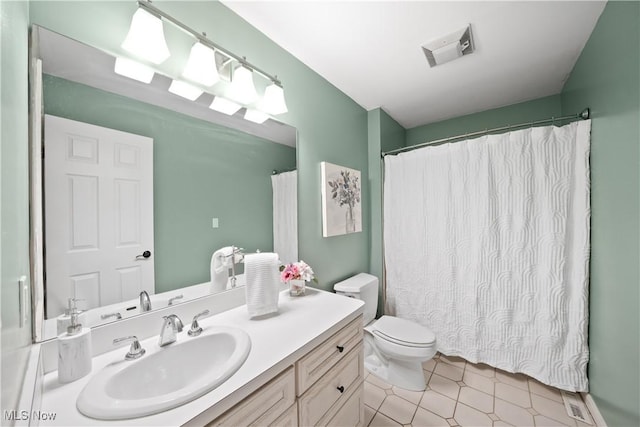 4100 Chagrin River Rd, Moreland Hills, OH 44022 - full bath featuring vanity and toilet