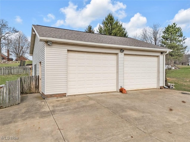 9620 Bimeler St NE, Bolivar, OH 44612 - detached garage with fence