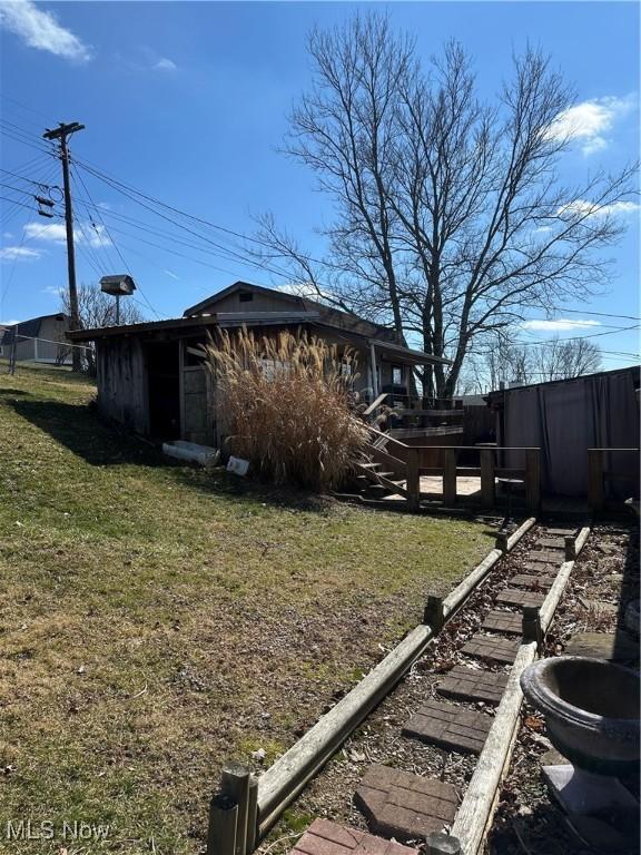 167 Andover Rd, Woodsfield, OH 43793 - view of yard