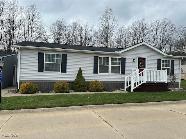 view of manufactured / mobile home