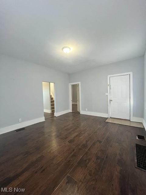 316 Young Ave NE, Canton, OH 44704 - photo 2