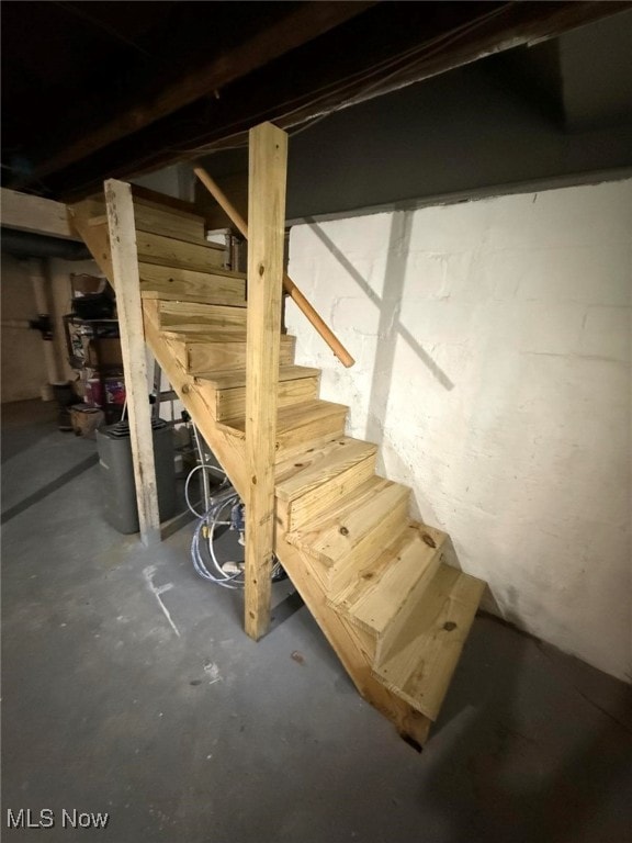 163 The Brooklands, Akron, OH 44305 - unfinished basement featuring stairway