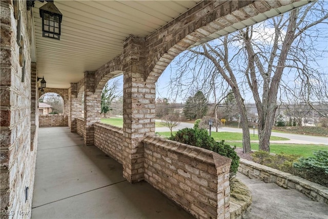 8187 N Lima Rd, Poland, OH 44514 - view of covered porch
