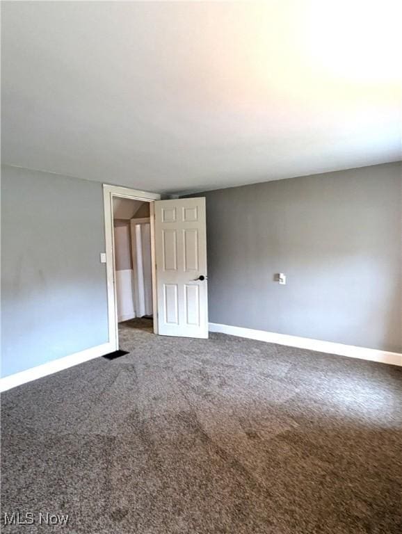 11154 Edgerton Rd, North Royalton, OH 44133 - unfurnished room with carpet and baseboards