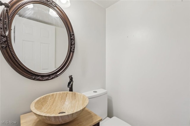 13689 Pineview Ct, Cleveland, OH 44130 - photo 29