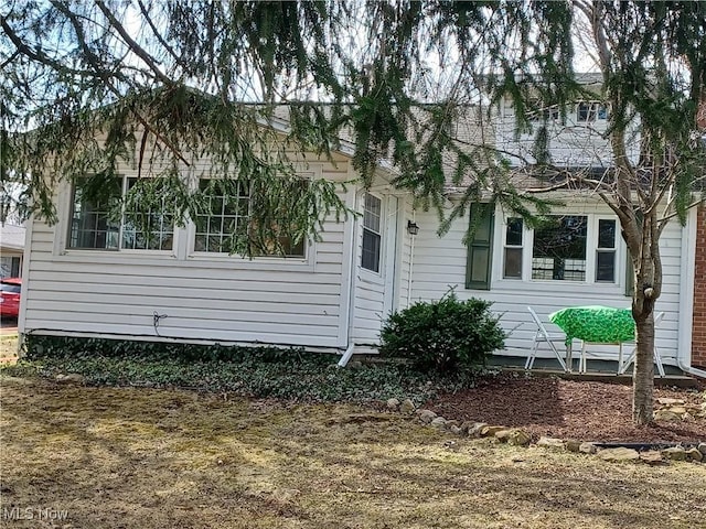 view of property exterior