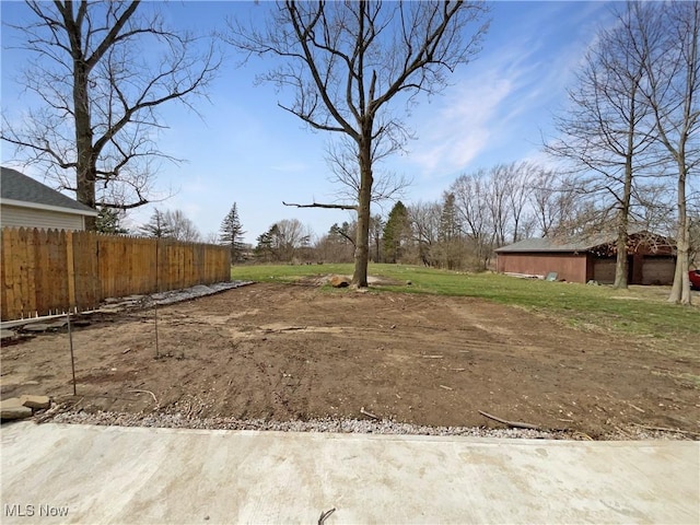 8414 York Rd, North Royalton, OH 44133 - view of yard with fence