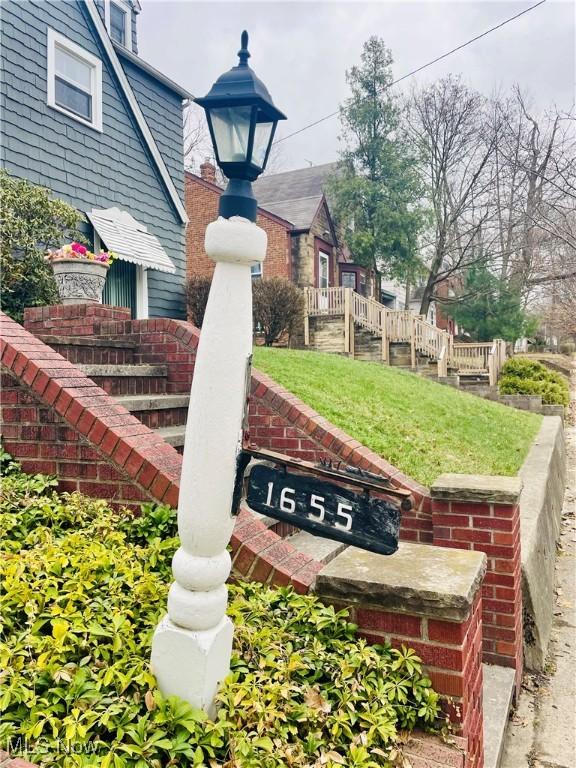 1655 Ivydale Rd, Cleveland Heights, OH 44118 - view of exterior details