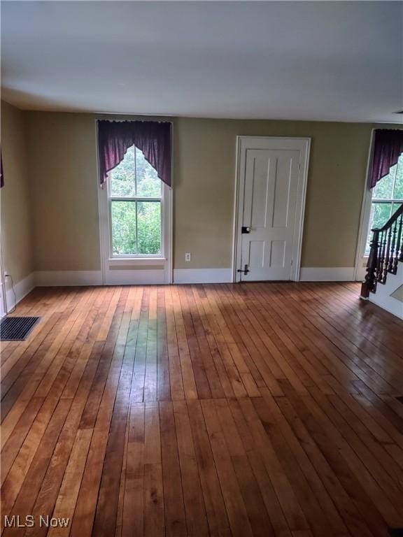 6846 Wakefield, Hiram, OH 44234 - spare room featuring hardwood / wood-style flooring and baseboards