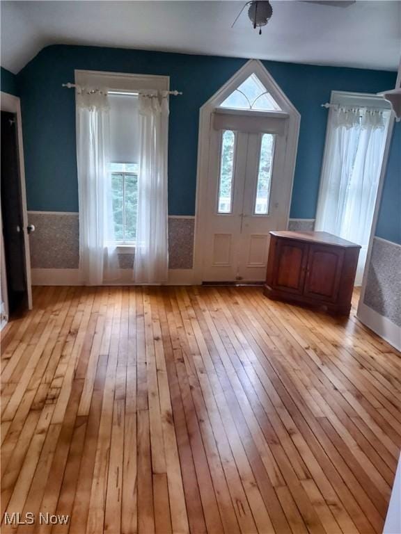 6846 Wakefield, Hiram, OH 44234 - entryway with light wood-type flooring and lofted ceiling