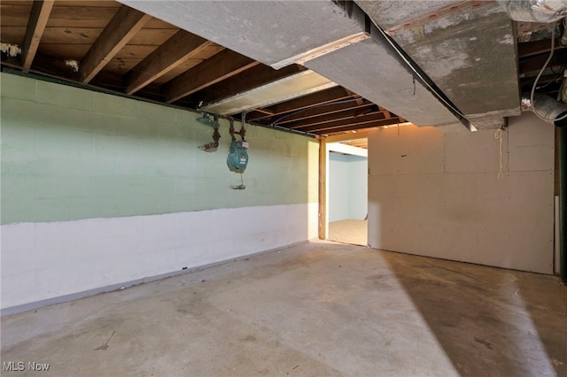 507 Beacon Rd, Newark, OH 43055 - unfinished basement featuring gas meter