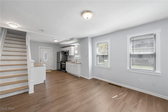 2324 W 38th St, Cleveland, OH 44113 - photo 9