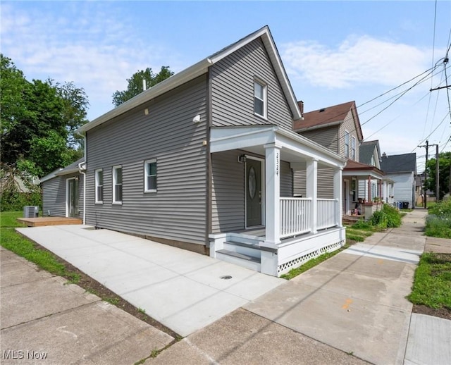 2324 W 38th St, Cleveland, OH 44113 - photo 2