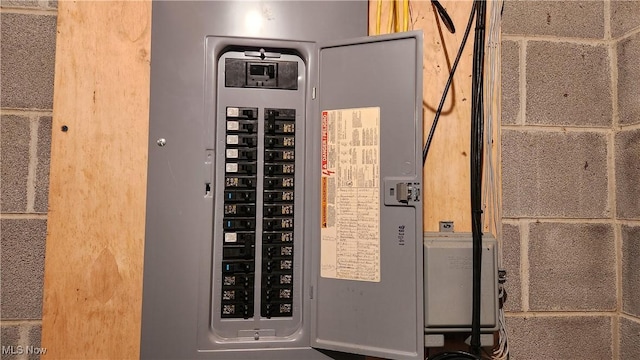 11466 Bloom Rd, Garrettsville, OH 44231 - utilities with electric panel