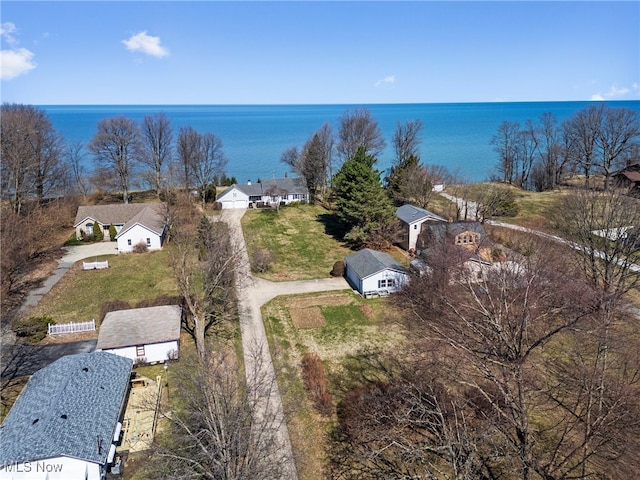 1122 Lake Rd, Conneaut, OH 44030 - birds eye view of property featuring a water view