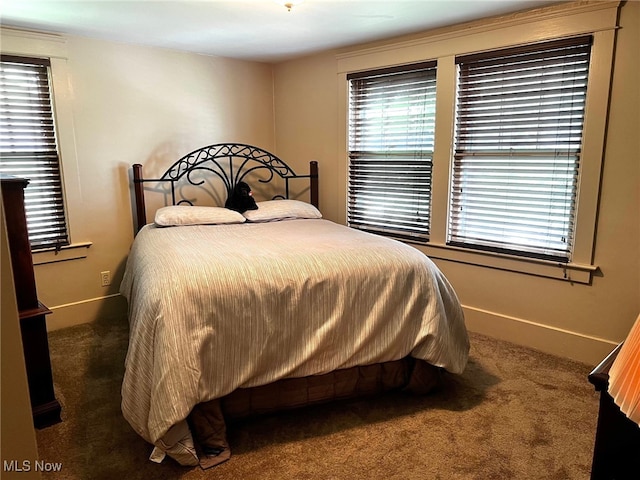 1275 Hollywood, Warren, OH 44483 - bedroom featuring carpet and baseboards