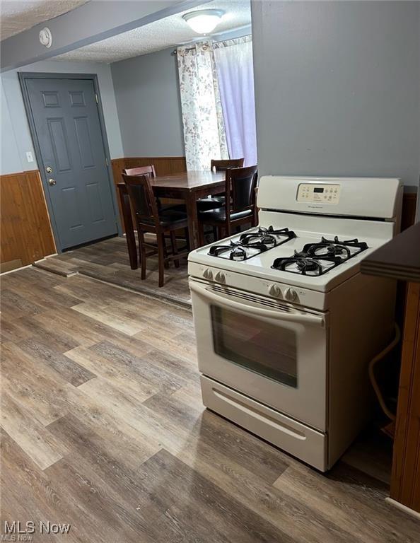 6007 Frontier Ave, Cleveland, OH 44102 - photo 22