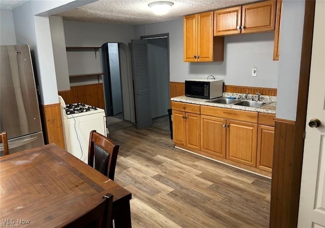 6007 Frontier Ave, Cleveland, OH 44102 - photo 23