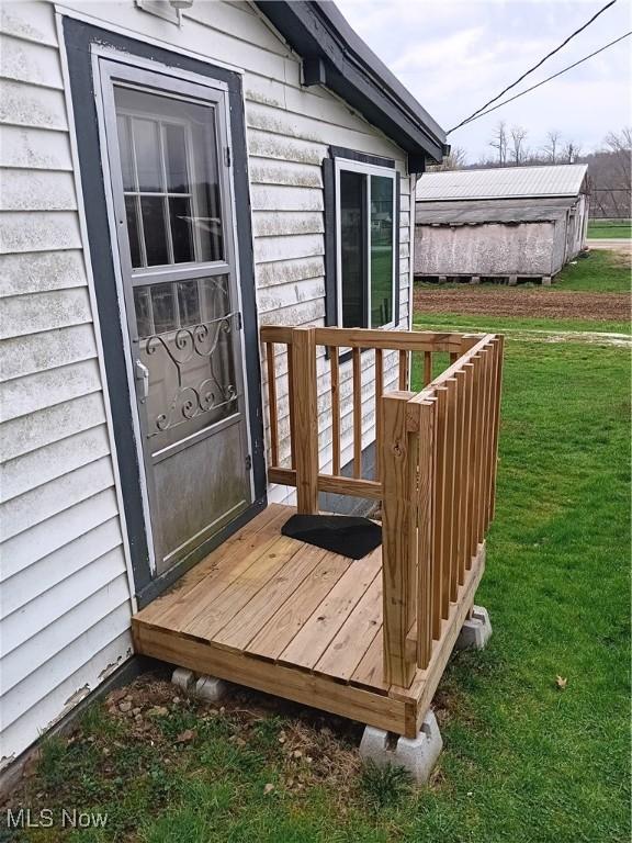 deck with a yard