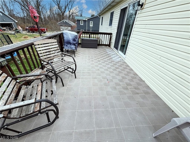 380 Sunshine Park Rd, Steubenville, OH 43952 - view of wooden deck