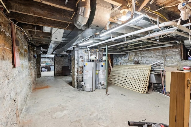 500 S Main St, Poland, OH 44514 - unfinished below grade area featuring water heater