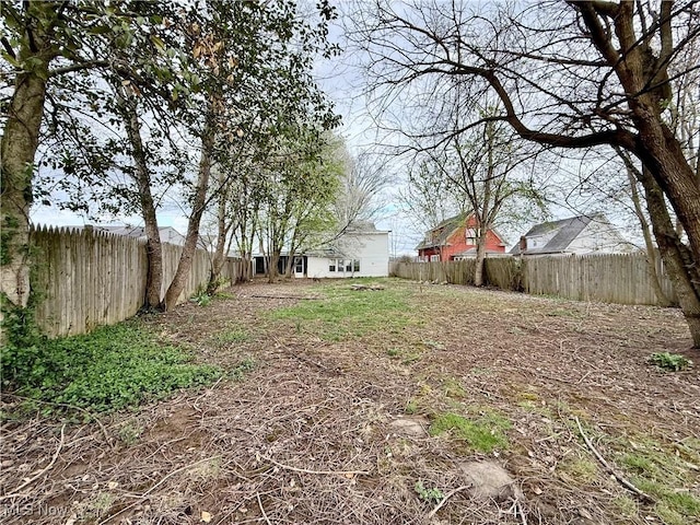 831 Fairview Ave, Parkersburg, WV 26101 - view of yard featuring a fenced backyard