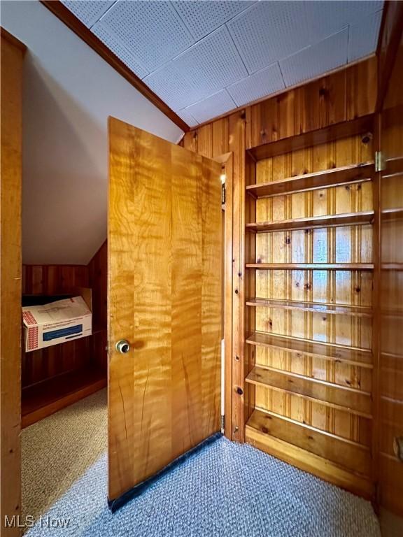 1563 Maplewood St NE, Warren, OH 44483 - view of closet
