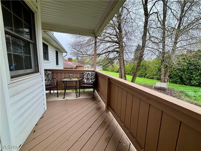 352 N Rhodes Ave, Niles, OH 44446 - view of wooden deck