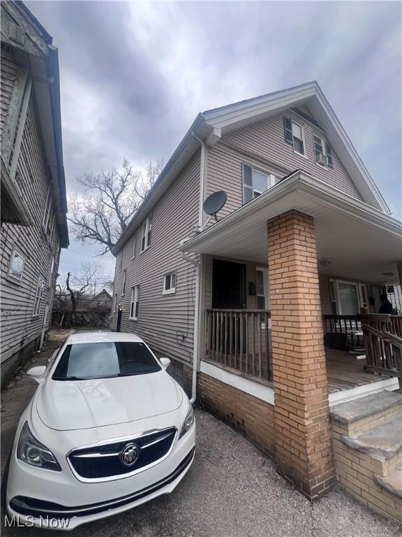1252 E 134th St, East Cleveland, OH 44112 - photo 2