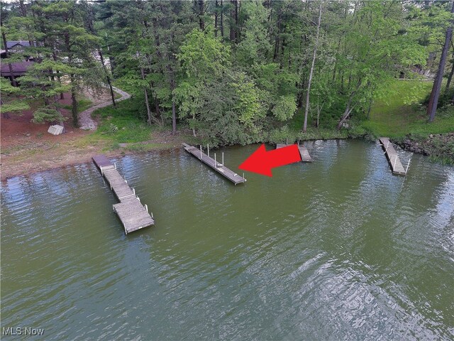 1208 Berwyn Dr SW, Sherrodsville, OH 44675 - dock area with a water view