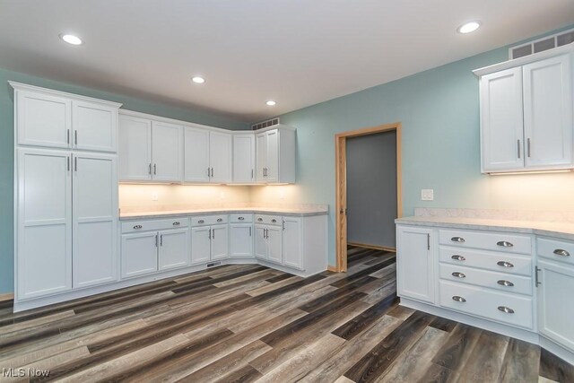 31021 Lake Shore Blvd, Willowick, OH 44095 - photo 18