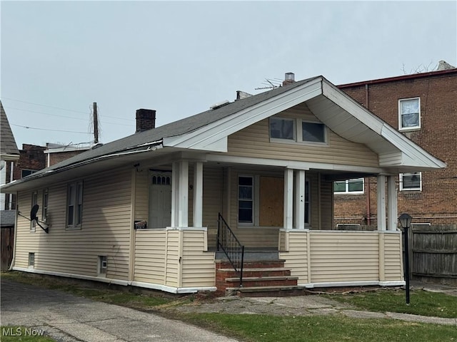 398 E 147th St, Cleveland, OH 44110 - photo 2