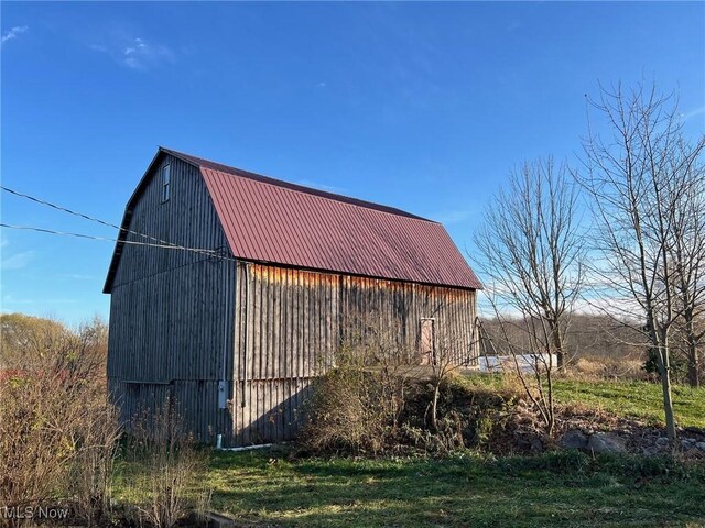6232 Weaver Rd, Conneaut, OH 44030 - view of barn